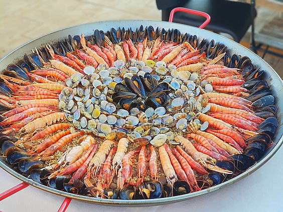 Chef at home in Vilafreser ( Girona ) with local cusine