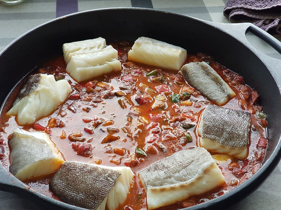 Chef at home in Banyoles ( Girona ) with local cusine.